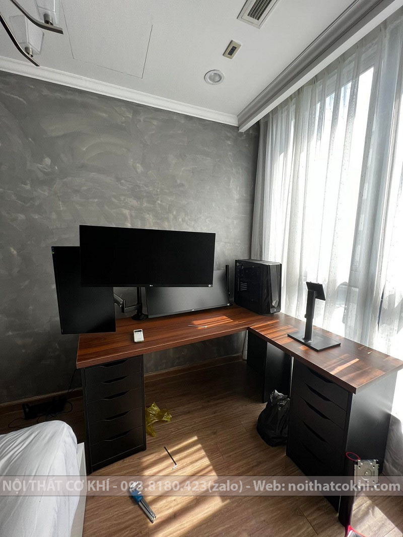 Bàn IKEA chữ L